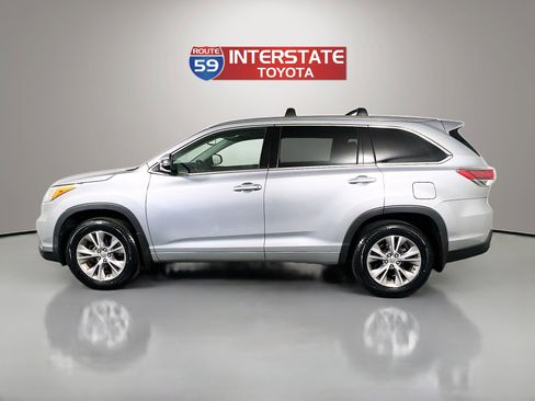 Used 2015 Toyota Highlander XLE image 4