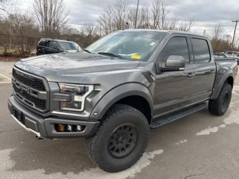 Used 2019 Ford F150 Raptor w/ Equipment Group 802A Luxury image 12