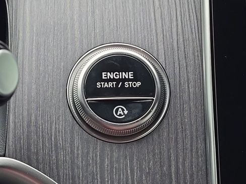 New 2026 Mercedes-Benz GLC 300 4MATIC image 17
