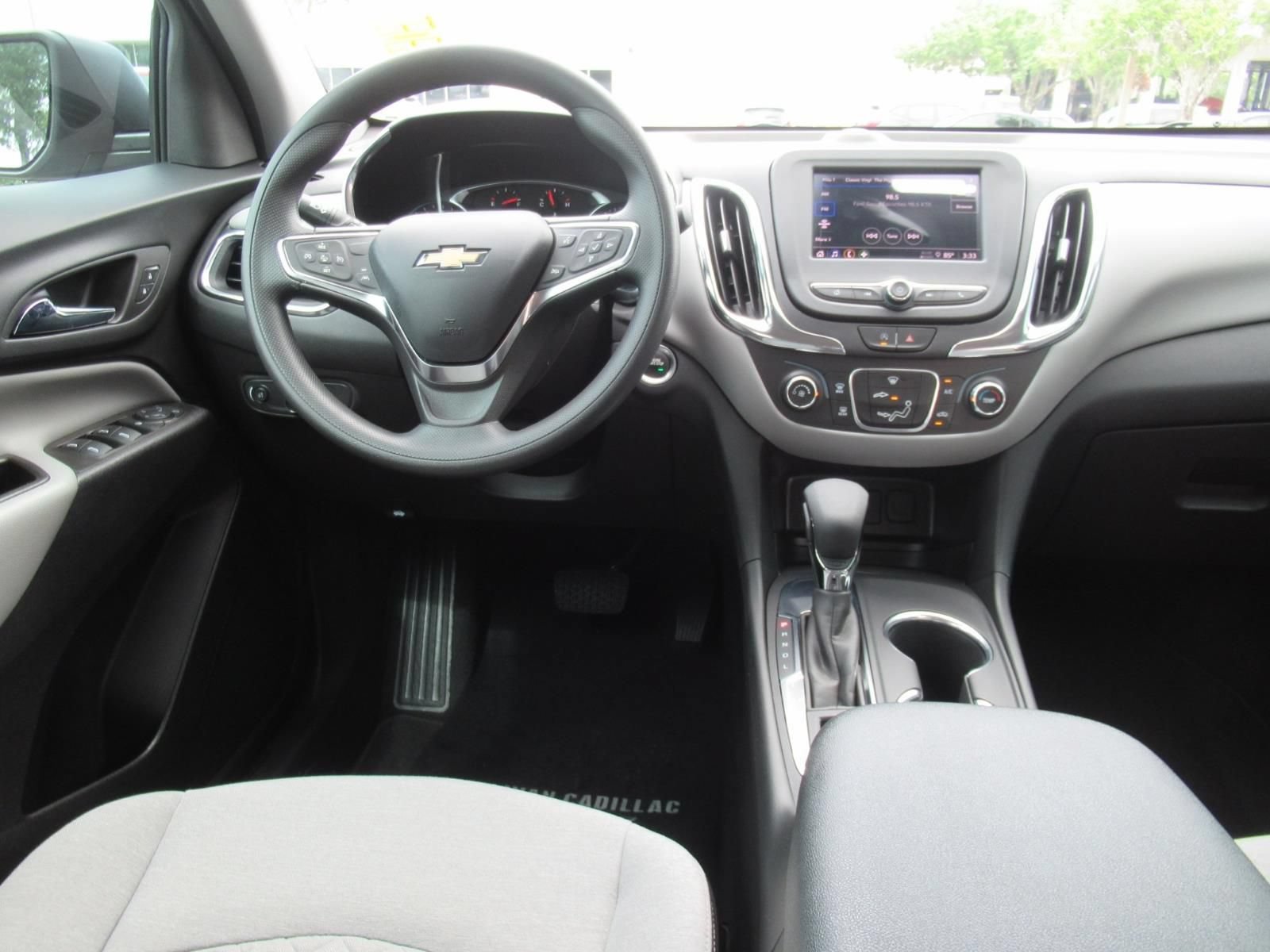 Used 2024 Chevrolet Equinox LS w/ LS Convenience Package FWD image 12