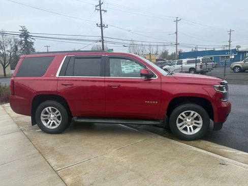 Used 2015 Chevrolet Tahoe LT image 3
