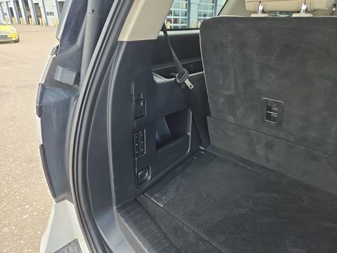 Used 2019 Ford Expedition Platinum AWD/4WD image 8