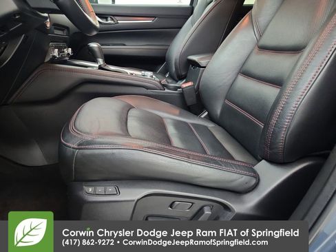 Used 2025 MAZDA CX-5 Carbon Edition image 19