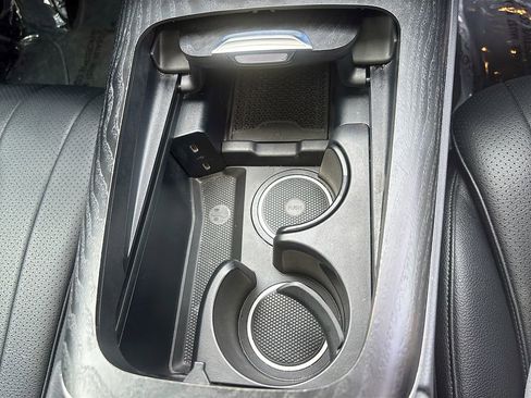 Used 2024 Mercedes-Benz E 350 4MATIC Sedan image 27