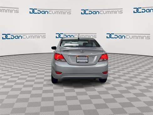 Used 2016 Hyundai Accent SE image 7