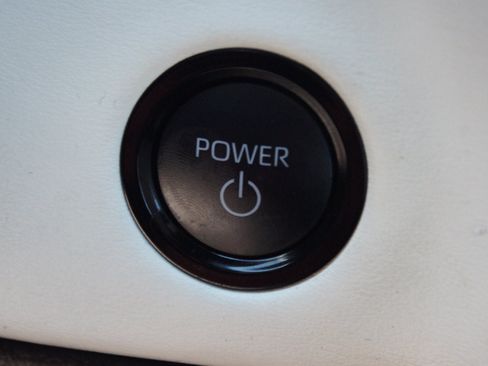 Used 2025 Toyota Tundra Capstone AWD/4WD image 9