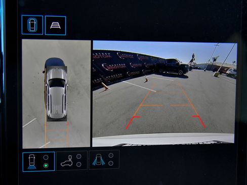 Used 2024 GMC Acadia Elevation image 19