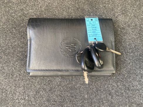 Used 2005 Cadillac De Ville image 24