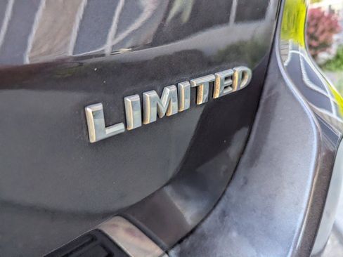 Used 2018 Jeep Grand Cherokee Limited AWD/4WD image 26