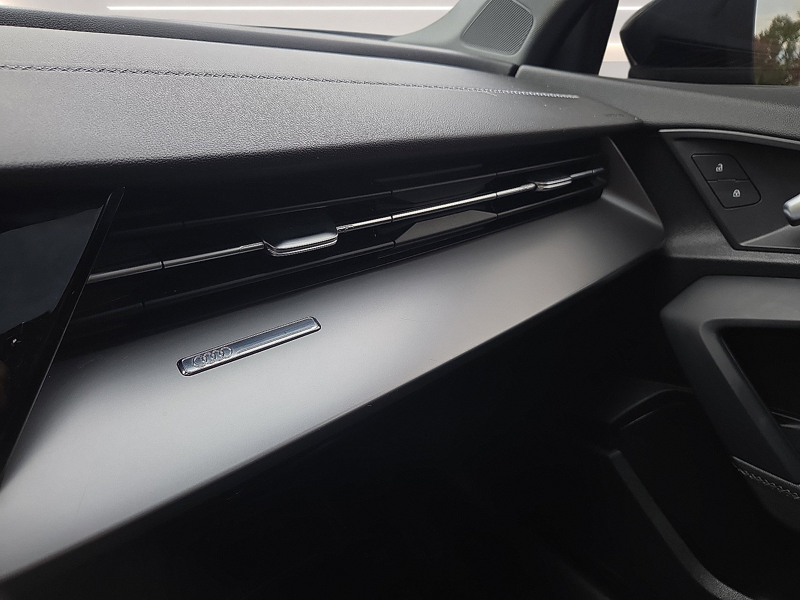Used 2023 Audi A3 2.0T Premium FWD image 20
