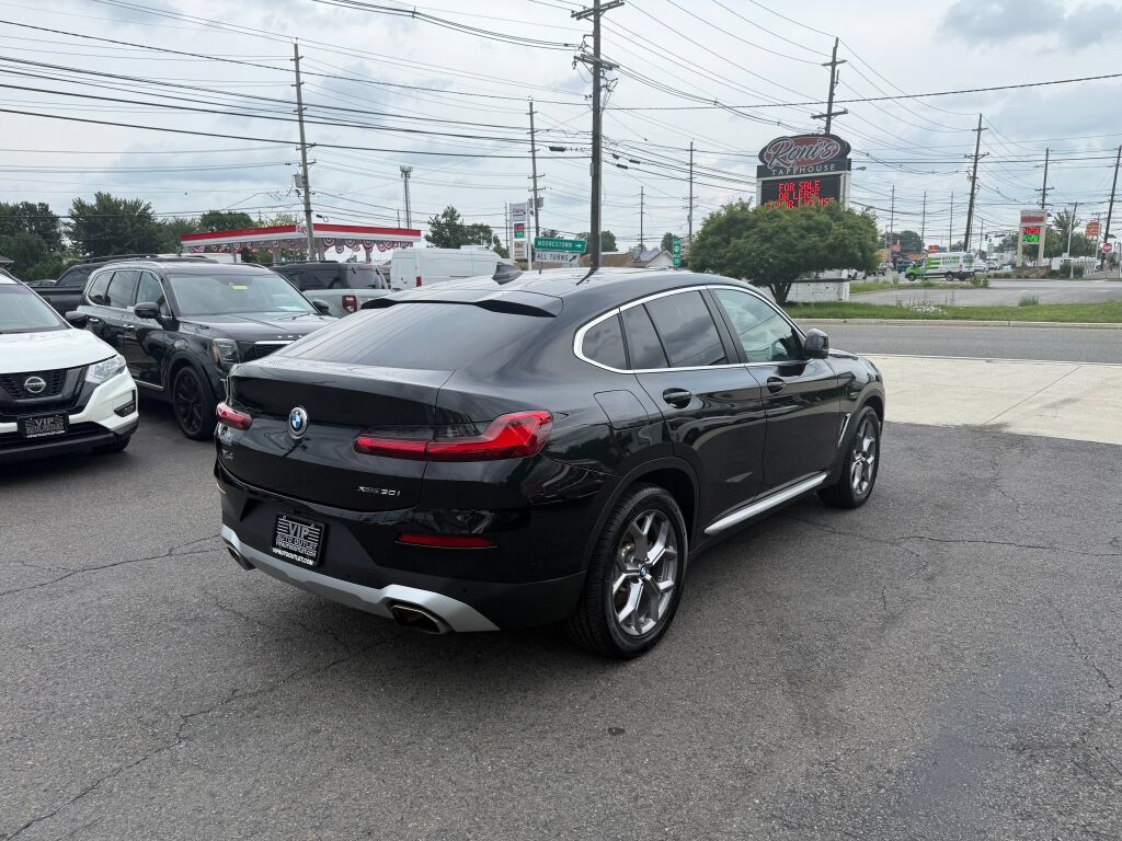 Used 2023 BMW X4 xDrive30i w/ Parking Assistance Package AWD/4WD image 7