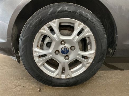 Used 2016 Ford Fiesta SE image 30