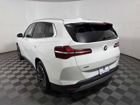 Used 2025 BMW X3 xDrive30i w/ Premium Package image 5