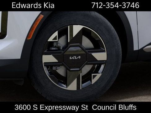 New 2026 Kia Sportage LX FWD image 11