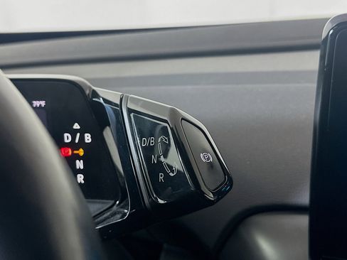 Used 2022 Volkswagen ID.4 Pro image 24