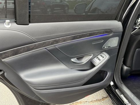 Used 2020 Mercedes-Benz S 450 Sedan image 25