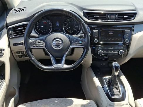 Used 2020 Nissan Rogue Sport SV w/ Technology Package AWD/4WD image 11