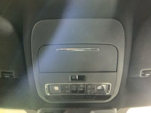 Used 2021 Ford F150 Platinum AWD/4WD image 21