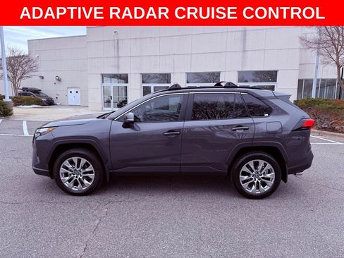 Used 2025 Toyota RAV4 XLE Premium image 4