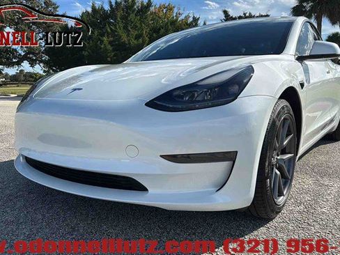Used 2023 Tesla Model 3 Standard Range image 30