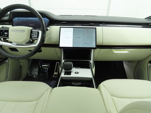 New 2026 Land Rover Range Rover SE AWD/4WD image 14