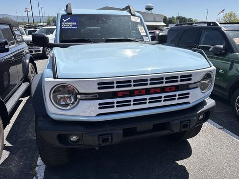Used 2025 Ford Bronco Heritage Edition image 4