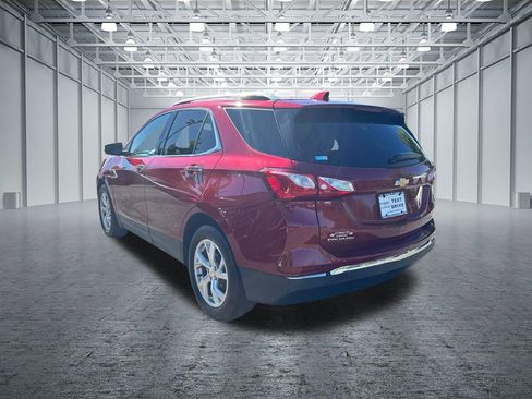 Used 2020 Chevrolet Equinox Premier FWD image 5