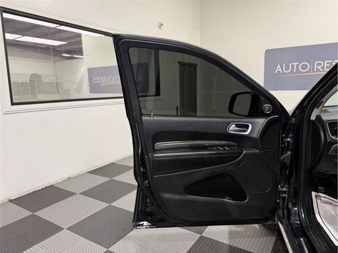 Used 2020 Dodge Durango SXT image 13