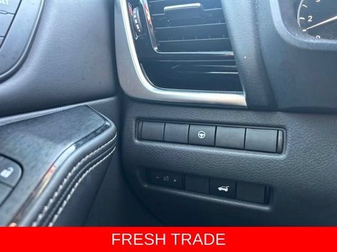 Used 2022 Nissan Rogue SL FWD image 24