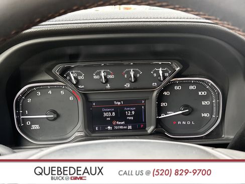 Used 2022 GMC Sierra 1500 AT4 w/ AT4 Premium Package image 23