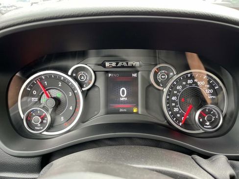 New 2026 RAM 2500 Big Horn AWD/4WD image 32