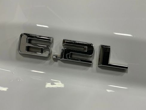 Used 2019 Chevrolet Silverado 1500 LTZ w/ LTZ Premium Package AWD/4WD image 31