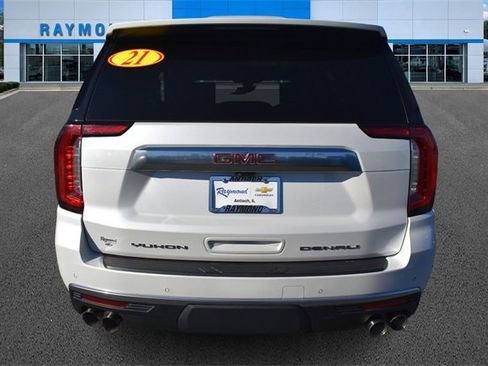 Certified 2021 GMC Yukon Denali w/ Denali Premium Package image 4