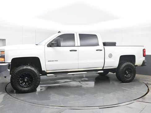 Used 2015 Chevrolet Silverado 2500 LT AWD/4WD image 11