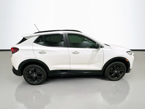 Used 2024 Buick Encore GX Sport Touring w/ Advanced Technology Package AWD/4WD image 7
