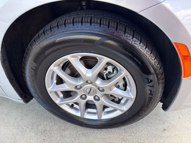 Used 2023 Chrysler Pacifica Touring-L FWD image 40