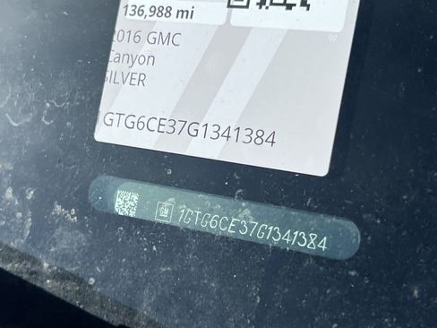 Used 2016 GMC Canyon SLE w/ All Terrain Package image 23