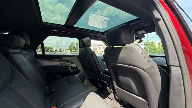 Used 2024 Land Rover Range Rover Sport SE AWD/4WD image 20