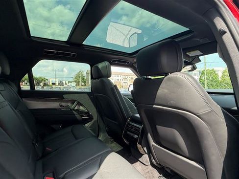 Used 2024 Land Rover Range Rover Sport SE AWD/4WD image 20