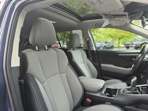 Used 2023 Subaru Outback Premium AWD/4WD image 12