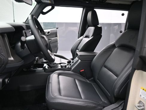 New 2026 Ford Bronco Big Bend AWD/4WD image 9