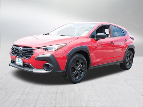 Used 2024 Subaru Crosstrek 2.0i AWD/4WD image 3