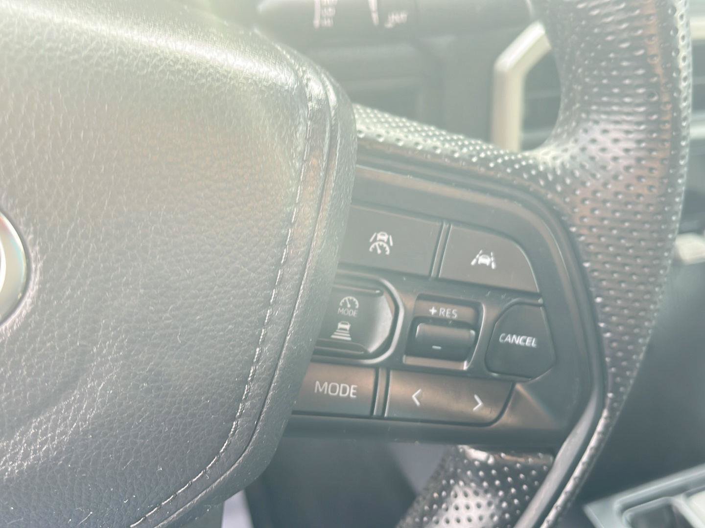 Used 2024 Toyota Tacoma SR AWD/4WD image 12