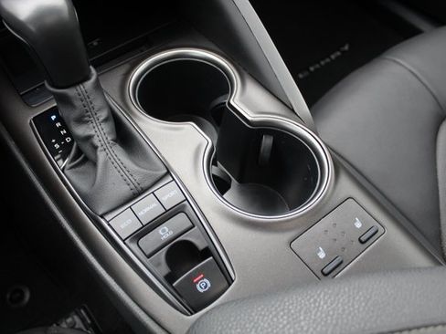 Used 2024 Toyota Camry XSE image 29