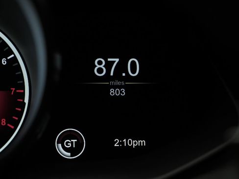 Used 2022 Aston Martin DBS Superleggera RWD image 16