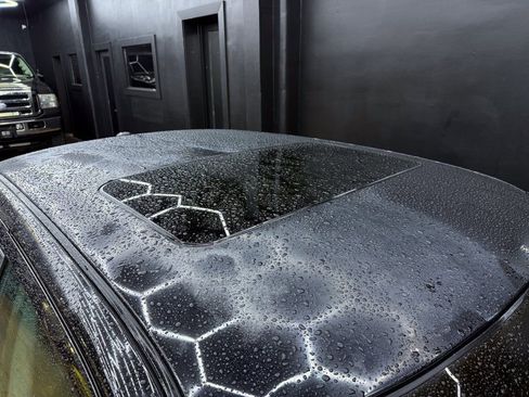 Used 2006 Chrysler 300 SRT8 w/ SRT Option Group II image 27