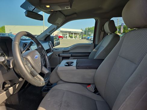 Used 2018 Ford F150 XLT w/ Equipment Group 302A Luxury AWD/4WD image 16