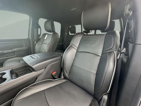 New 2026 RAM 2500 4x4 Crew Cab image 24
