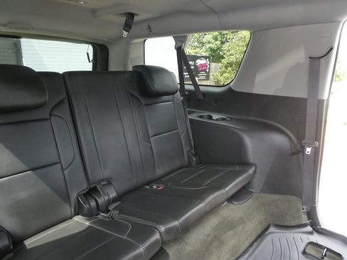 Used 2015 Chevrolet Suburban LT w/ Max Trailering Package image 31