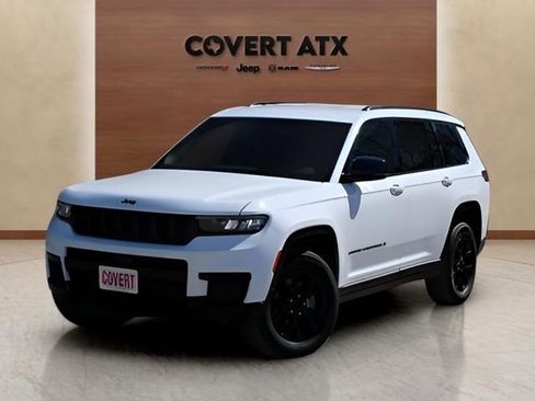 Used 2024 Jeep Grand Cherokee L Laredo image 1